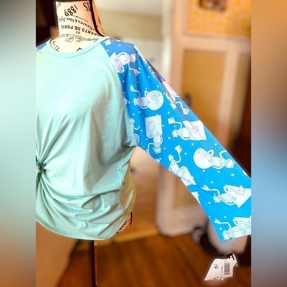 LuLaRoe XL Disney Randy Unisex Tee • Kermit the Frog • Raglan 3/4 Sleeves NWT - Picture 3 of 15